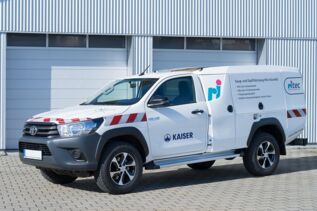 kaiser-microcombi-saug-und-spülfahrzeug-seitlich-li